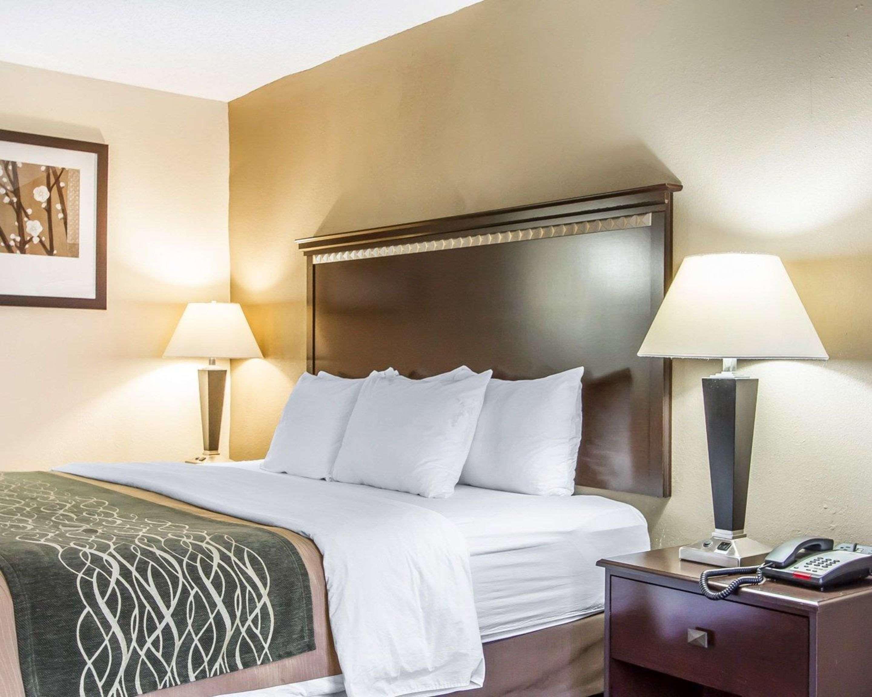 Quality Inn Macomb Near University Area Εξωτερικό φωτογραφία