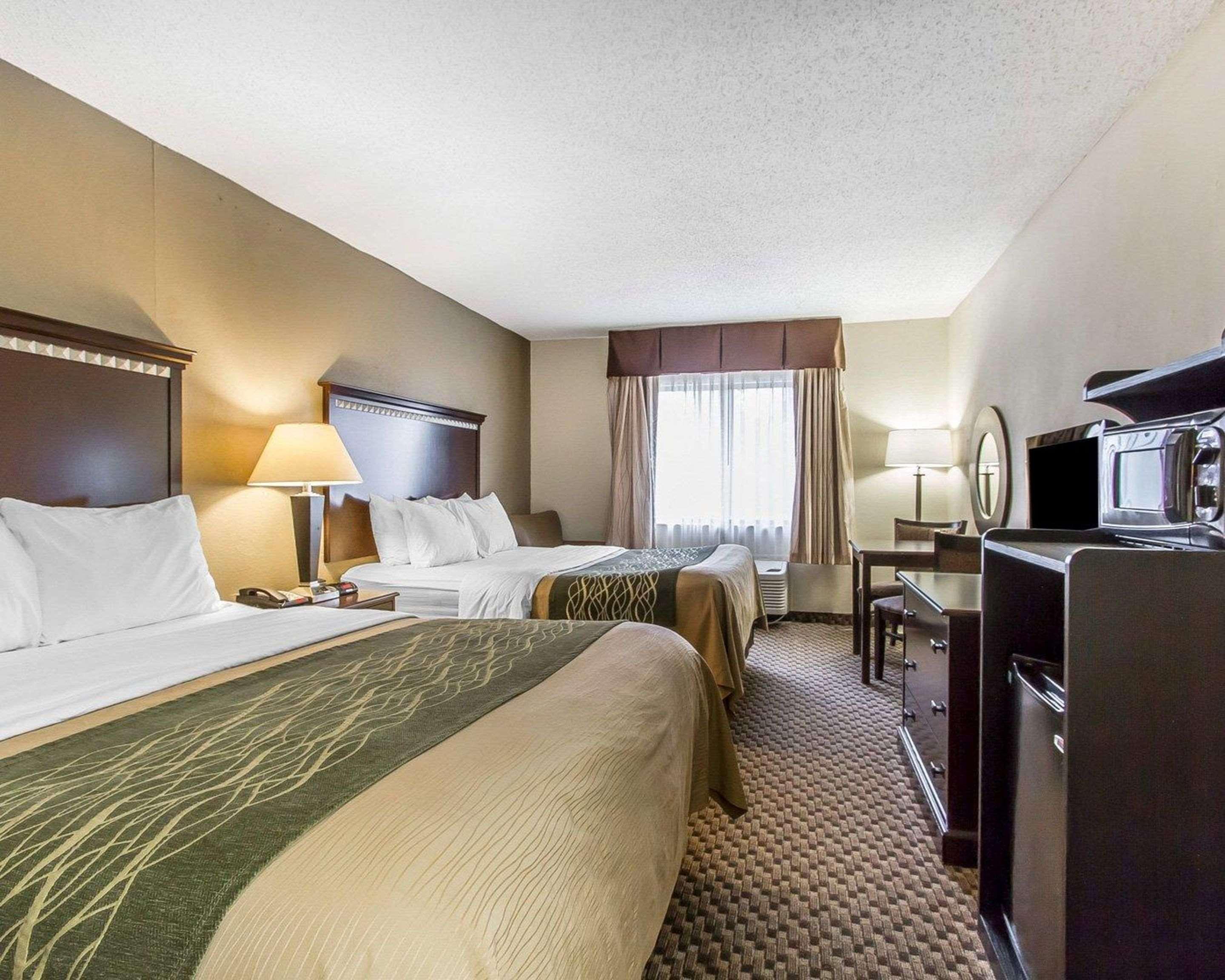 Quality Inn Macomb Near University Area Εξωτερικό φωτογραφία