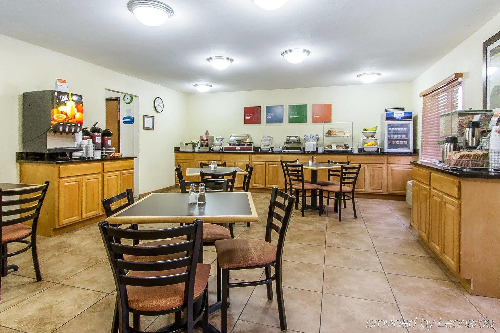 Quality Inn Macomb Near University Area Εξωτερικό φωτογραφία