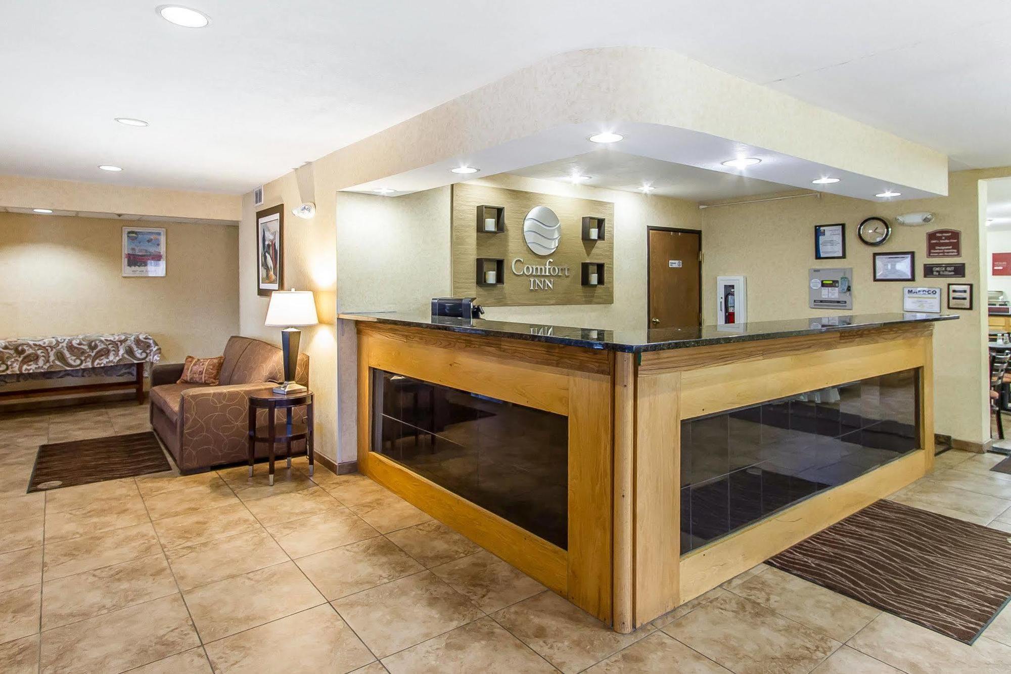 Quality Inn Macomb Near University Area Εξωτερικό φωτογραφία